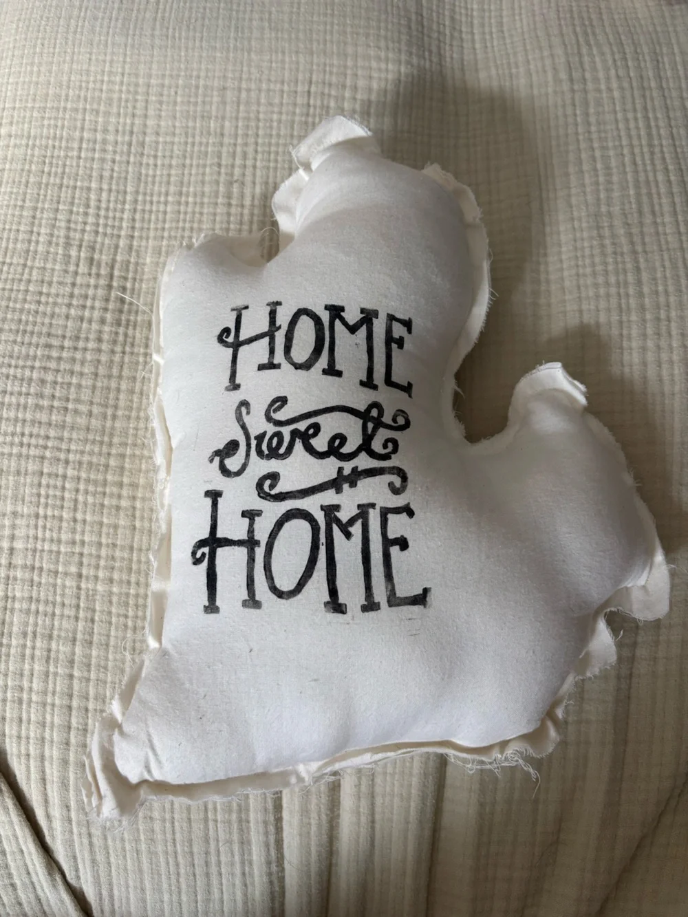 White 'Home Sweet Home' Decorative Pillow